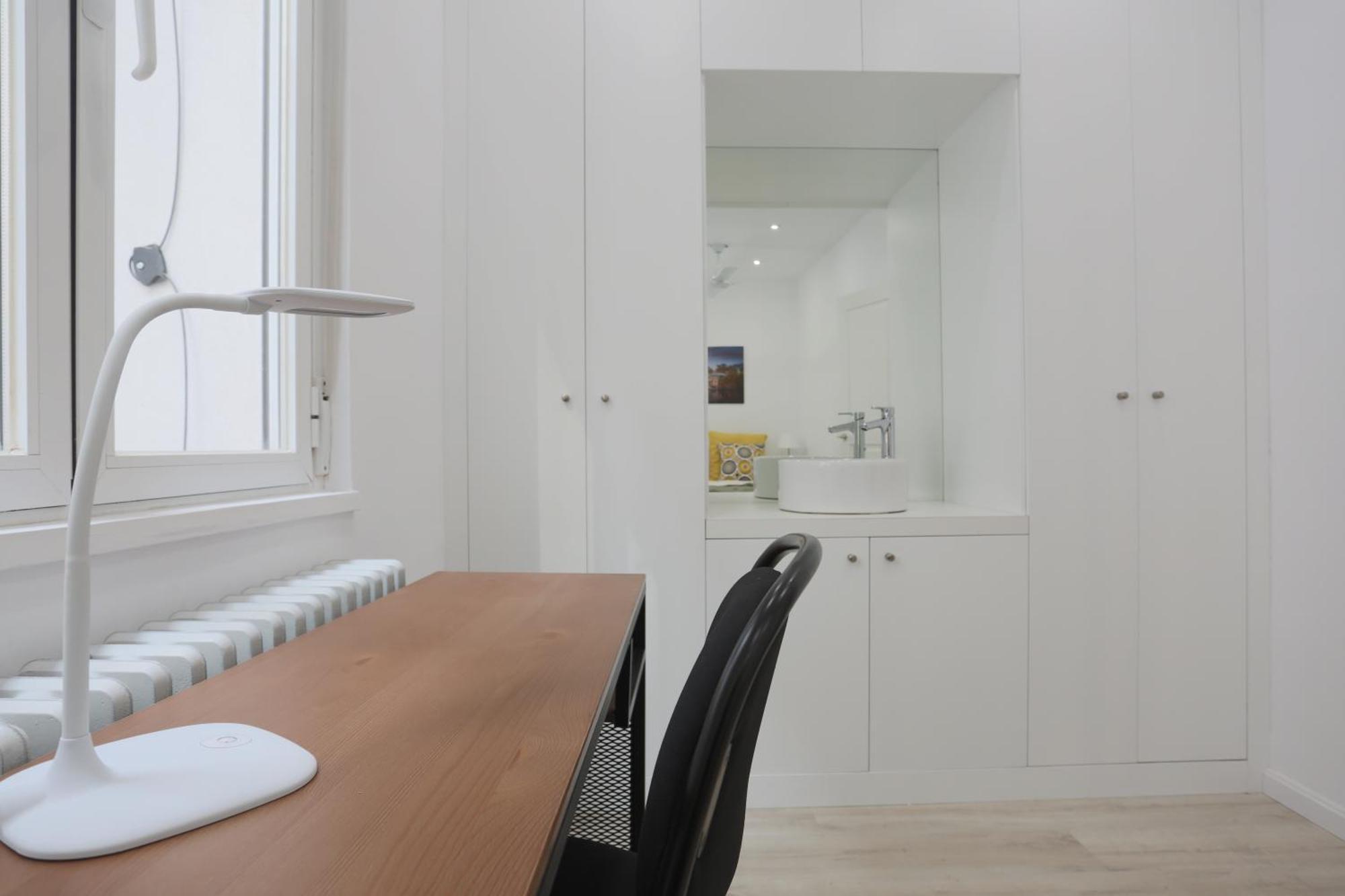 Living Center Puerta Del Sol Appartamento Madrid